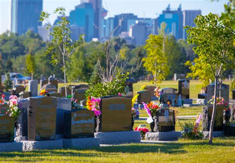 10 Calgary Cemeteries To Visit