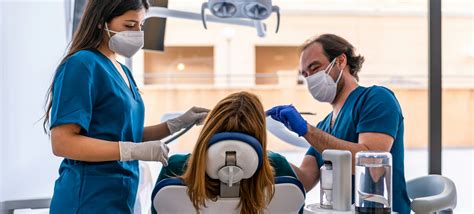 10+ Dental Assistant Careers With Job Security