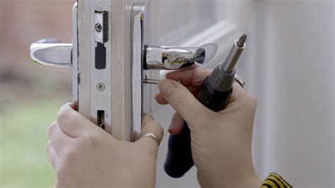 10 Lowes Yale Lock Hacks For Easy Install