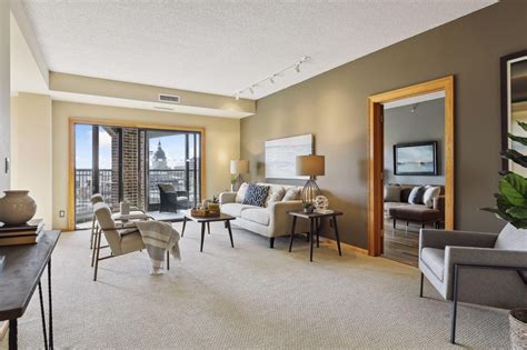 1235 Yale Pl Apt 1207 Minneapolis Mn 55403 Realtor Com