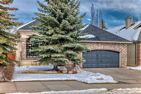 1305 Strathcona Drive Sw Calgary Zolo Ca