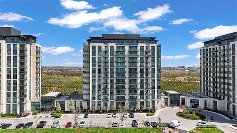 185 Yorkland Boulevard: Luxury Condos For Sale