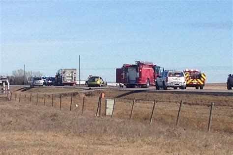 2 Injured In Crash East Of Calgary Ctv News