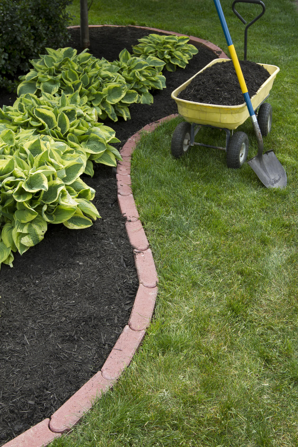 23 Beautiful Landscape Edging Pavers Home Family Style And Art Ideas