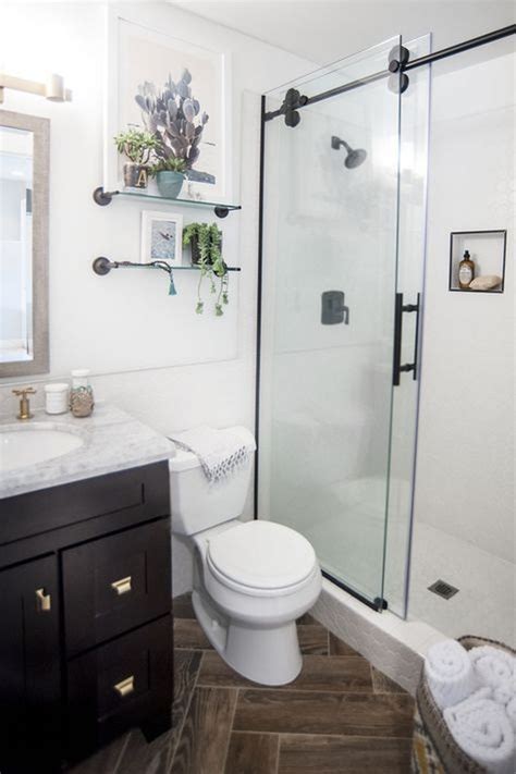 46 Popular Small Bathroom Remodel Ideas Pimphomee