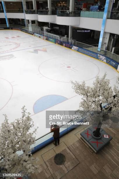 48 West Mall Rink Stock Photos High Res Pictures And Images Getty