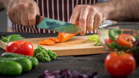 5 Vegetable Chopping Hacks To Save Time In The Kitchen Herzindagi