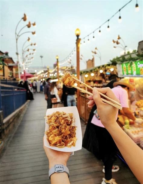 6 Dishes Everyone Needs To Eat Once From Global Village