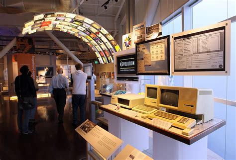 A Guide To Visiting The Computer History Museum