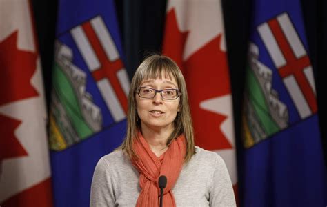 Alberta S Chief Medical Health Officer Defends Politicians Right To