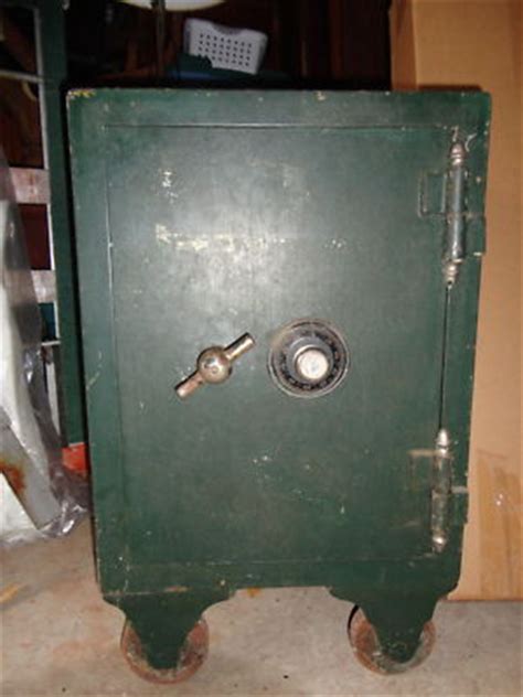 Antique Herring Hall Marvin Safe 4 Tumbler Yale Lock Ultra Secure