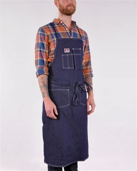 Apron For Men: Essential Style Guide