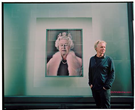 Artist Chris Levine On How He Turned A Portrait Session With Queen