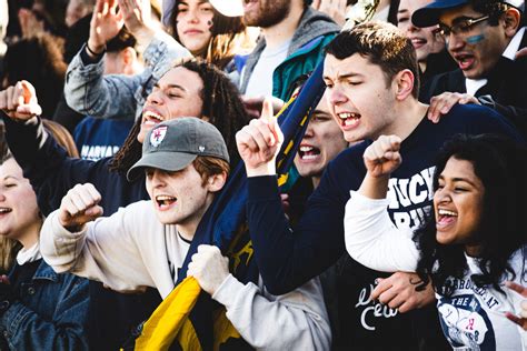 As The Game Approaches Yalies Search For A Place To Stay Yale