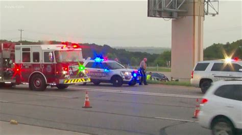 Austin Traffic Us 290 Crash Kills 2 Injures Child Kvue Com