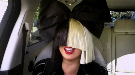 Brace Yourself Photos Of Sia S Uncovered Face Might Make Your Mind Explode