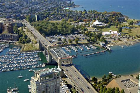 Burrard Marina Guide: Amenities Uncovered