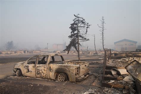 Canada Fire Fort Mcmurray Resident Calls The Alberta Firestorm