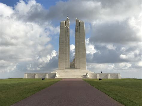 Canadian Memorial Vimy Ridge R Thegreatwarchannel