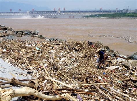 Causes Chang Jiang River Pollution