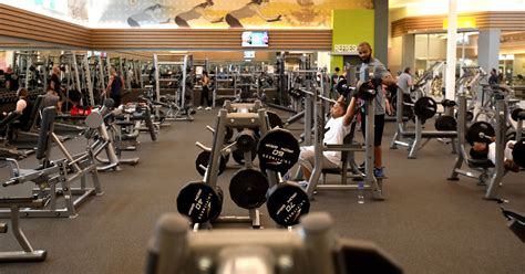 Cheap And High End Gyms Keep Expanding In Michigan Detroit