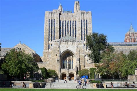 Cross Campus Yale University New Haven Connecticut Worldwide