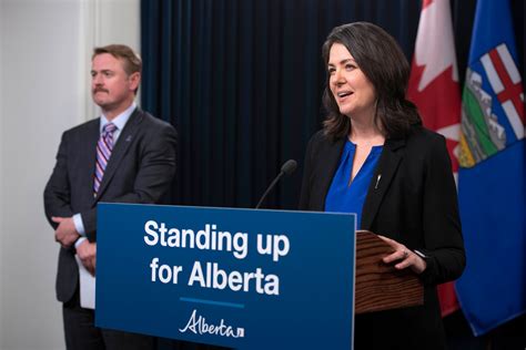 Danielle Smith S Alberta Sovereignty Act Lambasted By Critics