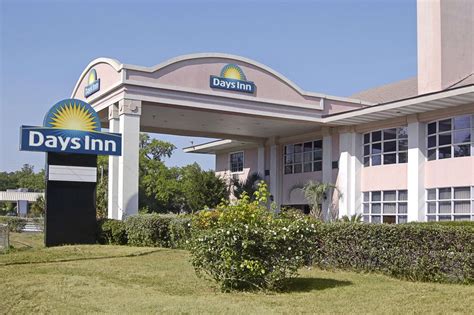 Days Inn By Wyndham Gainesville Florida Gainesville Fl Best Deals