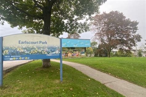 Earlscourt Park Toronto: Find Nearby Amenities