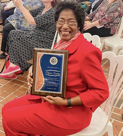 Escambia Extension Nutrition Educator Chinesa Sunday Retires After 40