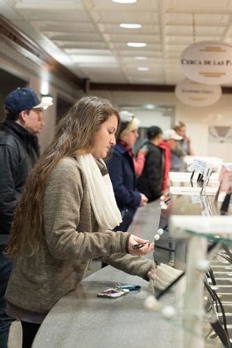 Feeding 30 000 The Logistics Of Uga Food Services Campus News