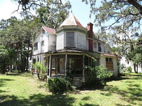 Florida Ghost Towns: Explore Abandoned Sites