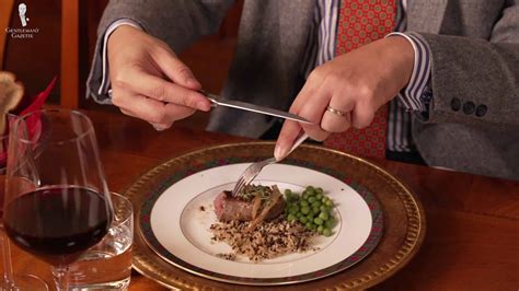 Fork And Knife Yale: Eat Like A Pro