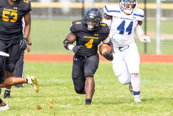 Framingham State Remains Undefeated With 40 21 Win Over Worcester State