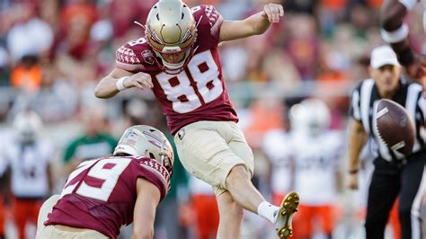 Fsu Kicker Ryan Fitzgerald Hits 59 Yard Field Goal To Tie Opener At Half