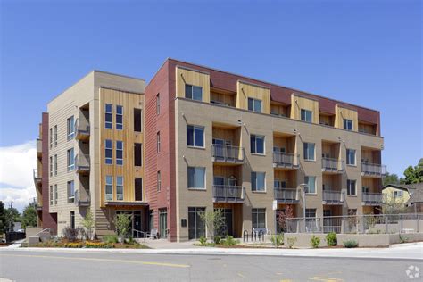 Garden Court At Yale Station Apartments Denver Co Apartments Com