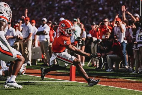 Georgia Vs Auburn Final Score Bulldogs Pour It On In The Second Half