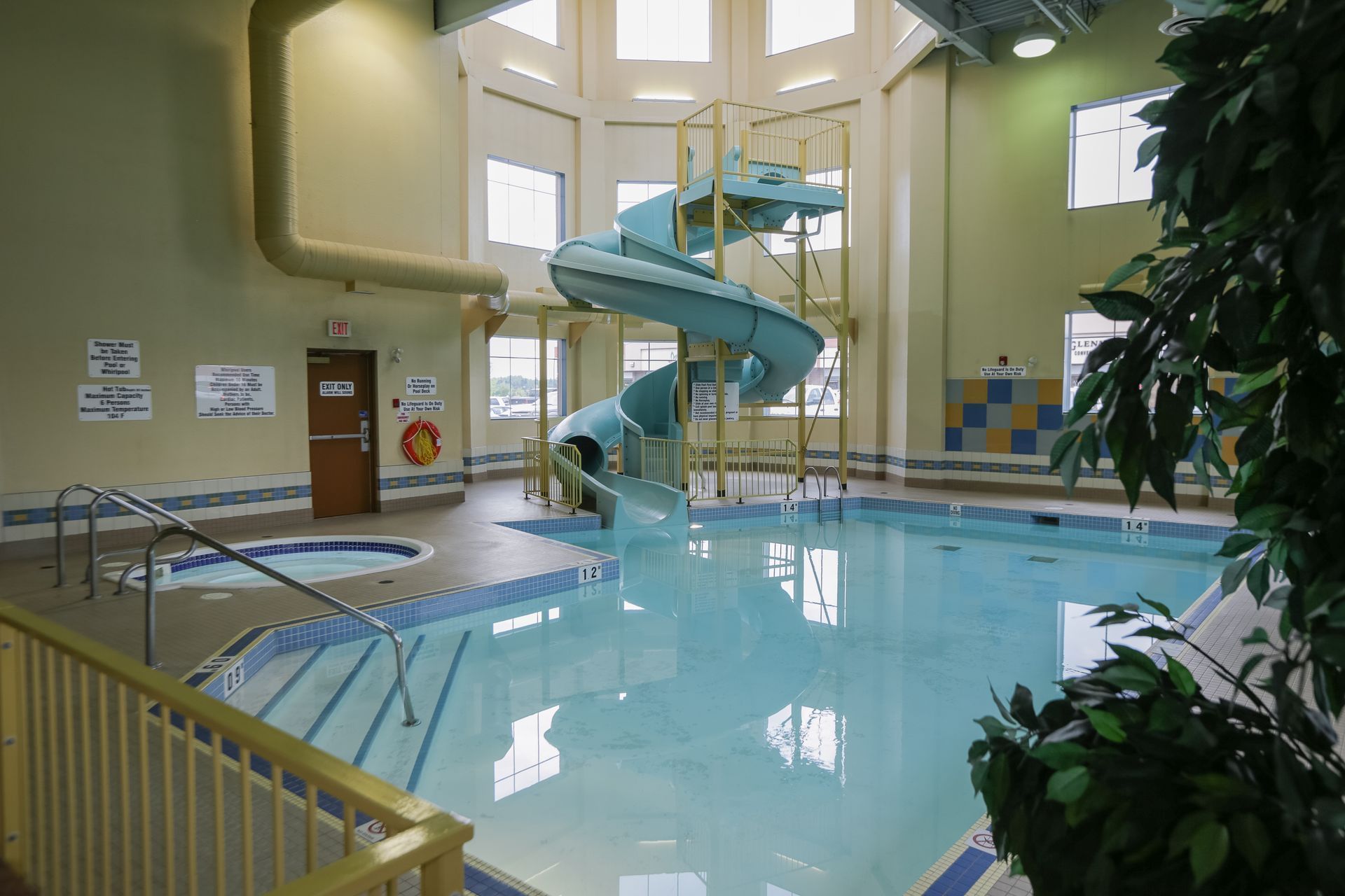 Glenmore Swimming Pool