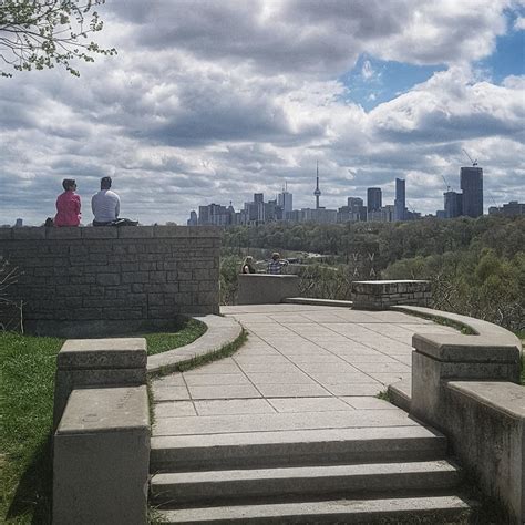 Governor's Bridge Lookout Guide: Panoramic Views