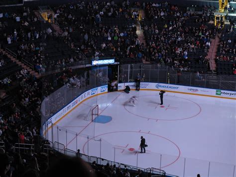 Harvard Vs Yale Hockey Game Rivalry On Ice 2014 Keith Wagner Flickr