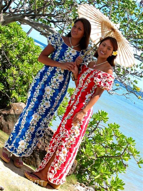 Hawaiians Wear: Traditional Clothing Benefits