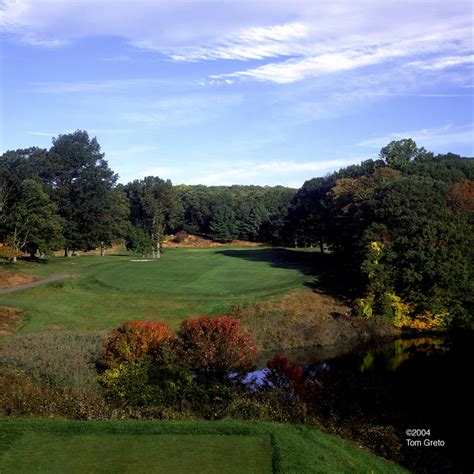 Hole 1 Eli Yale Golf History