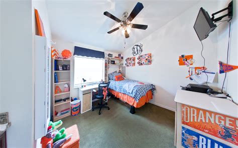 Honors Dorm Uf: Exclusive Community Benefits