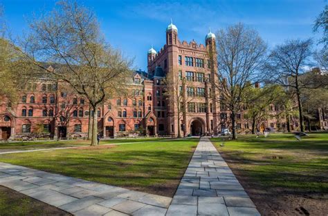 How Big Is Yale Campus? Find Your Way Easily