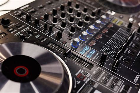 How To Choose Dj Equipment For Beginners Home Dj Studio