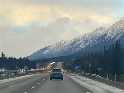 How To Get From Calgary To Canmore By Bus Driving Or Private Transfer