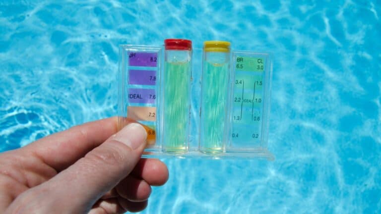 How To Test The Cyanuric Acid Levels In Your Pool Pool Cleaning Tips