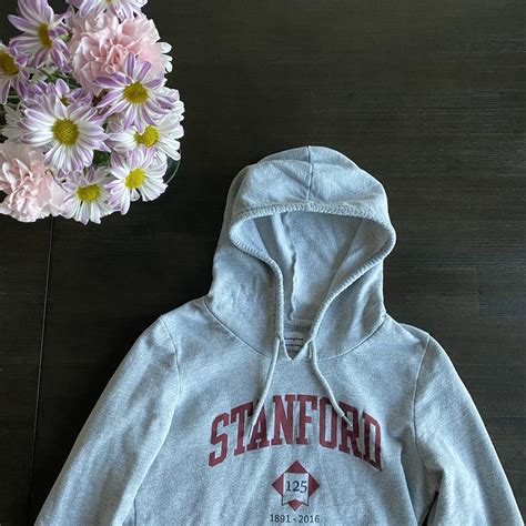 How To Wear Stanford Hoodie Nike? Styling Tips Inside