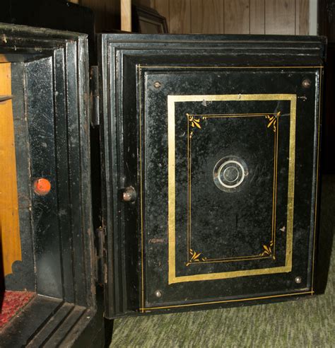 I Have An Old Yale Safe And Would Like To Sell I Don T Know How To