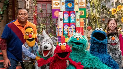 Imagination Blooms With New Sesame Street Episodes In April The Toy